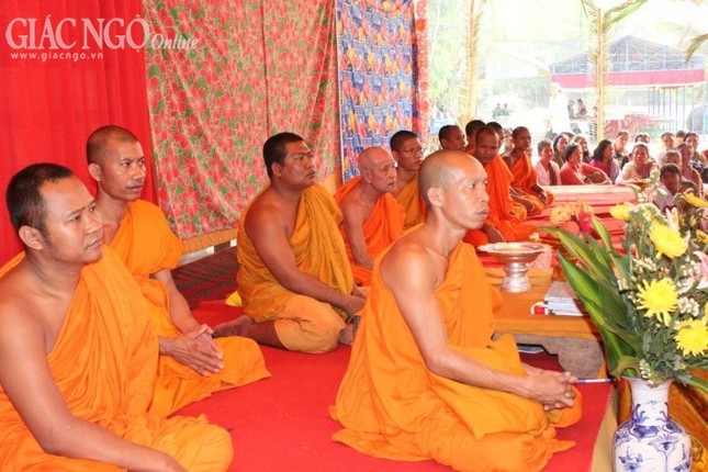 Chùa Chùng Rụt đặt đá xây giảng đường ảnh 3 hoang kha 5.jpg