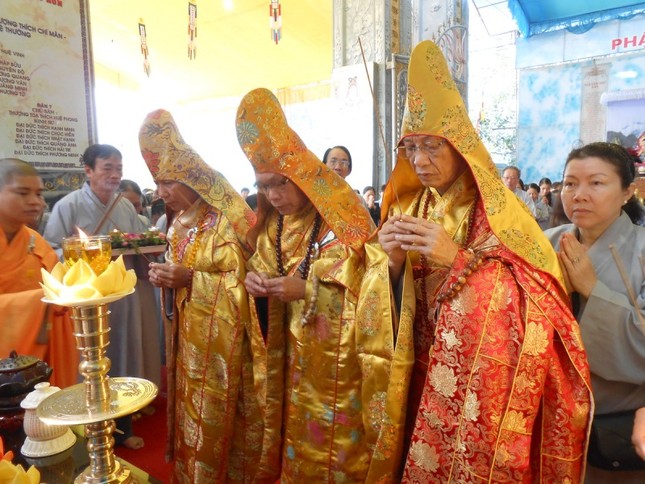 Lễ cầu an và Pháp hội Dược Sư tại chùa Bà Đa ảnh 1 1bada1.jpg