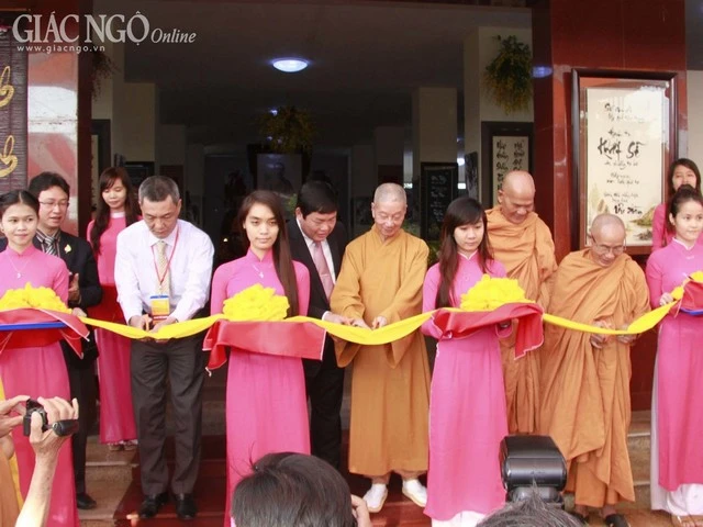 an vi - khai mac (18).jpg