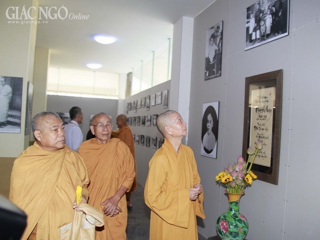 an vi - khai mac (21).jpg