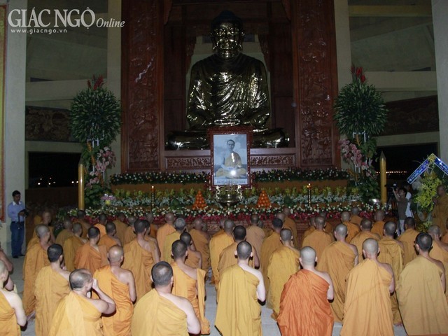 an vi - khai mac (6).jpg