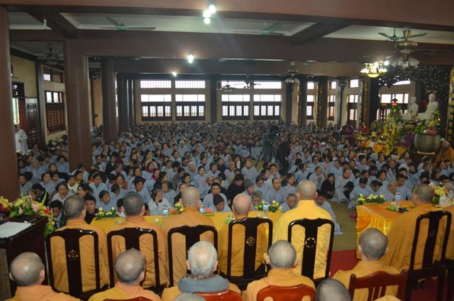 Các thiền viện Trúc Lâm phía Bắc khai pháp ảnh 2 sung phuc 2.jpg