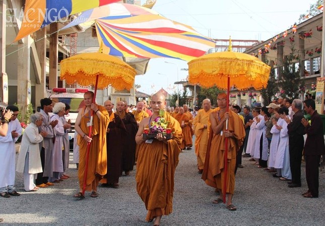 phat giao nguoi hoa (2).JPG