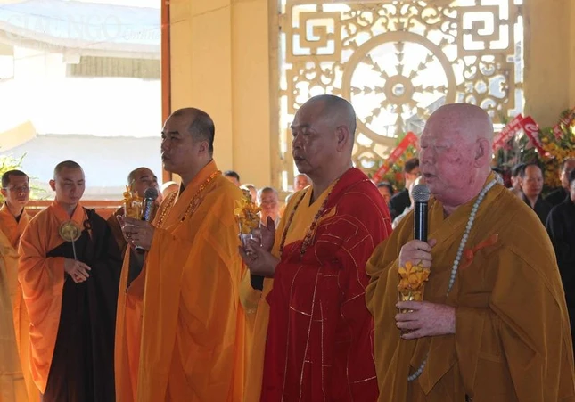 phat giao nguoi hoa (22).JPG