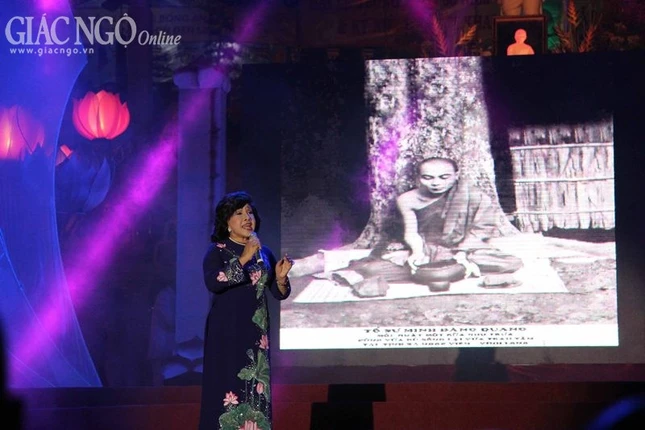 Đêm nhạc "Pháp đăng rạng ngời" ảnh 8 vugiang16.JPG