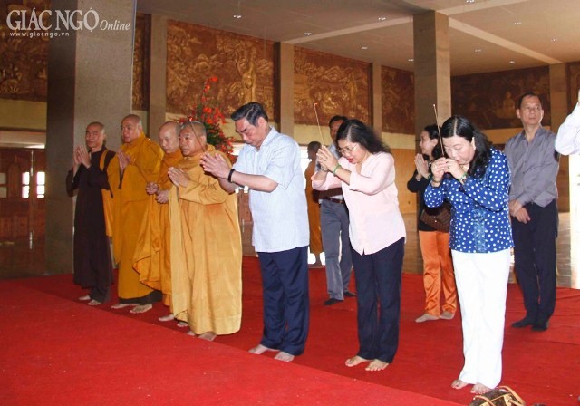 Ông Lê Hồng Anh thăm pháp viện Minh Đăng Quang ảnh 2 _MG_7611.jpg