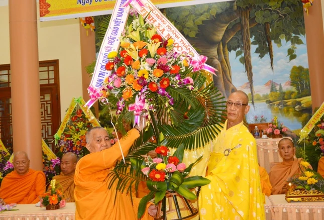 Đà Nẵng: Khánh thành tịnh xá Ngọc Cơ ảnh 2 tang hoa.jpg