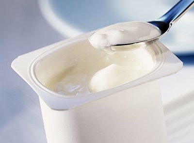 Ăn gì để phòng cảm cúm? ảnh 1 yogurt-digestive-gut-400x400.jpg