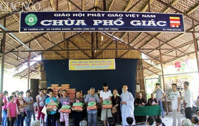 CLB Thiện Duyên tặng quà ở Sóc Trăng ảnh 1 Image00002.jpg