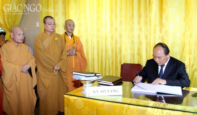 nha nuoc vieng - vu giang (25).jpg