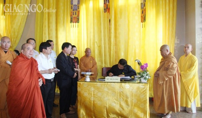 nha nuoc vieng - vu giang (40).jpg