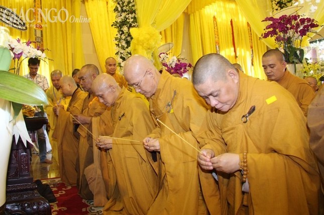 Tới 16g chiều 31-3, đã có 500 đoàn viếng tang ảnh 13 1 chieu31.jpg