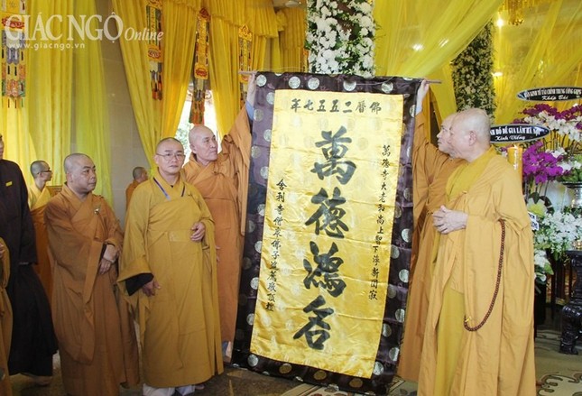 Tới 16g chiều 31-3, đã có 500 đoàn viếng tang ảnh 8 1 chieu39.jpg