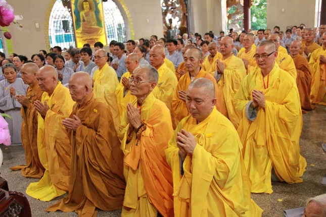 Thỉnh Giác linh Hòa thượng thăm VP II và BTS PG TP.HCM ảnh 4 IMG_3685.JPG