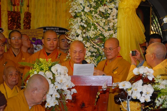 Chùm ảnh đặc biệt: Lễ nhập bảo tháp Đại lão Hòa thượng ảnh 11 BT 11.JPG