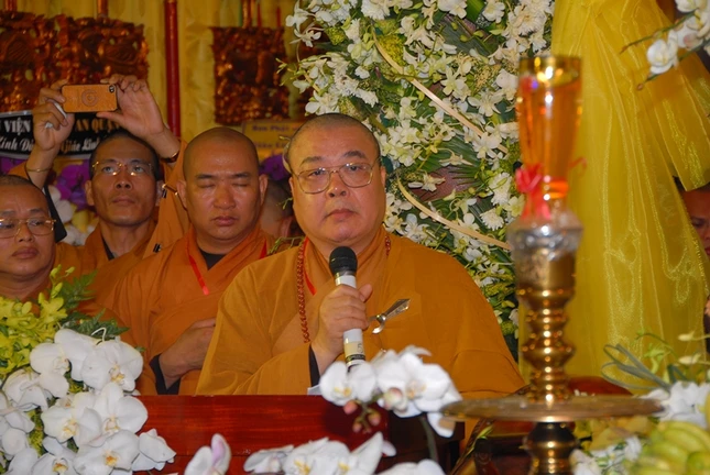 Chùm ảnh đặc biệt: Lễ nhập bảo tháp Đại lão Hòa thượng ảnh 8 BT 8.JPG