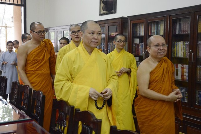 1 hoang phap 6.jpg