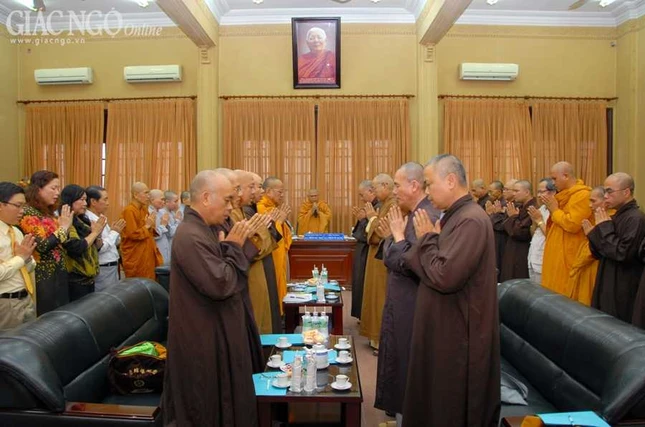 Học viện PGVN tại TP.HCM họp toàn thể giảng viên ảnh 1 BTN_0515.JPG