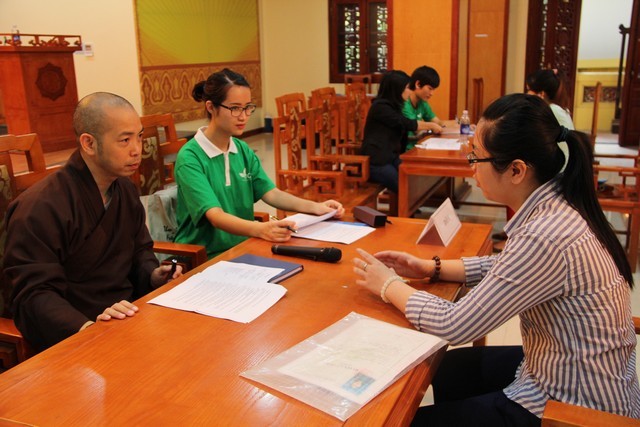 Gặp gỡ, phân nhóm TNV phục vụ Vesak 2014 ảnh 1 1 tnv 1.jpg