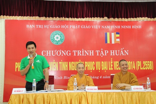 Ninh Bình: 300 TNV tập huấn phục vụ Đại lễ Vesak ảnh 1 1 tap huan 1.jpg