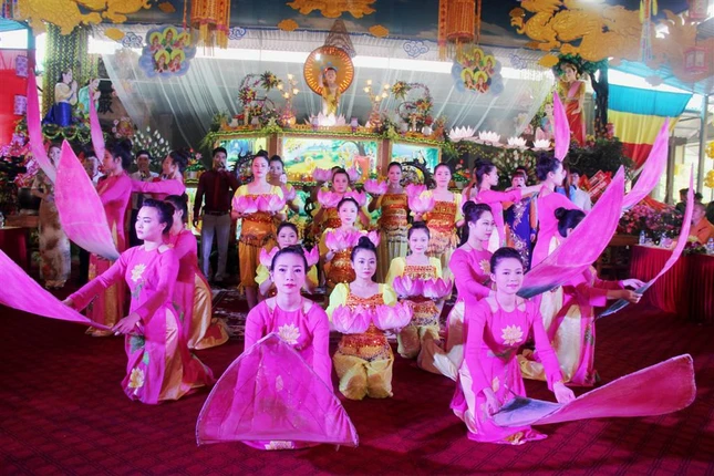 Nghệ An: BTS tổ chức kính mừng Phật đản ảnh 1 1 nghe an 1.jpg