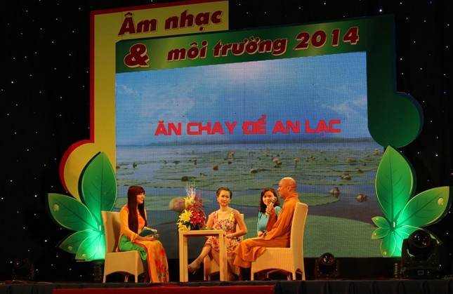 TP.HCM: Ngày hội ăn chay vì cộng đồng ảnh 3 anchay7.jpg