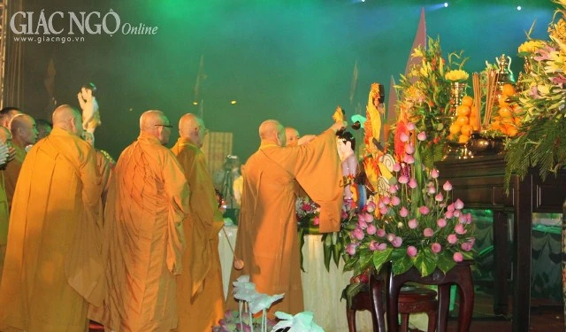 vesak binh duong (42).jpg