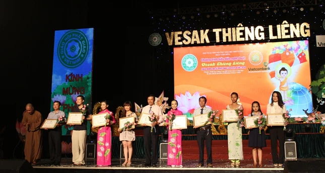 vannghetraogiai (17).jpg