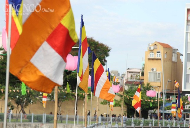 khong khi phat dan (12).jpg