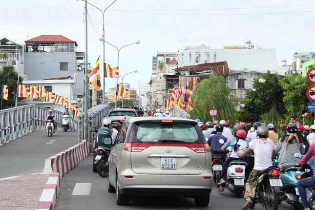 khong khi phat dan (15).jpg