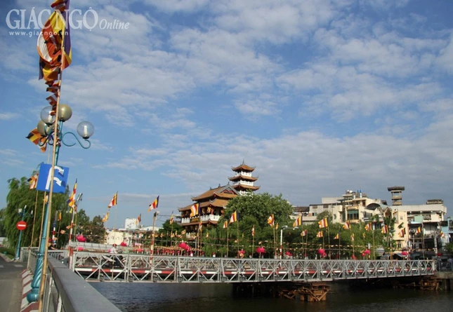 khong khi phat dan (29).jpg