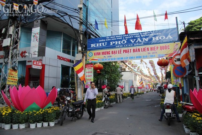 khong khi phat dan (33).jpg