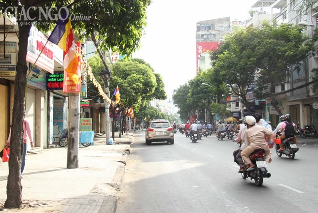 khong khi phat dan (46).jpg