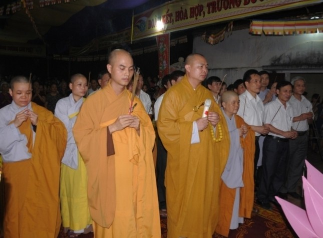 chu ton duc niem huong cau nguyen.JPG