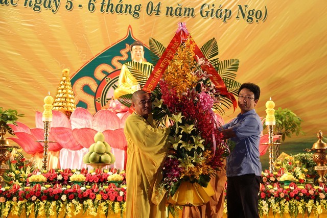 Bắc Ninh: Đại lễ kính mừng Phật đản PL.2558 ảnh 4 bac ninh 4.jpg