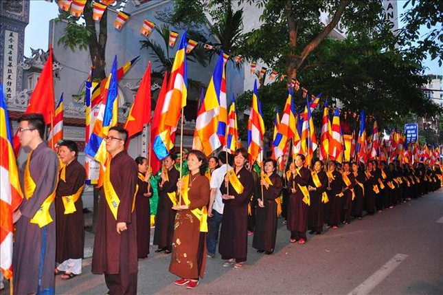 Hà Nội: Các huyện hoan hỷ tổ chức Đại lễ Phật đản ảnh 12 hoe nhai 1.jpg