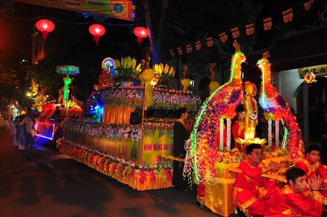 Hà Nội: Các huyện hoan hỷ tổ chức Đại lễ Phật đản ảnh 13 hoe nhai 2.jpg