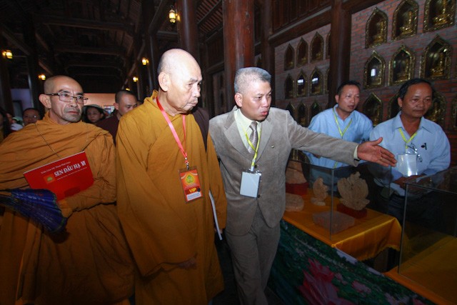 Khai mạc triển lãm văn hoá mỹ thuật mừng Vesak ảnh 7 IMG_5015_766009682.jpg
