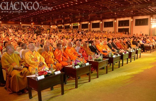 Trọng thể khai mạc Đại lễ Vesak LHQ 2014 tại Bái Đính ảnh 43 1 mua 8.jpg