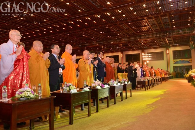 Trọng thể khai mạc Đại lễ Vesak LHQ 2014 tại Bái Đính ảnh 44 1 mua 9.jpg