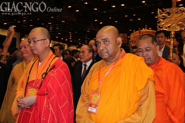 Trọng thể khai mạc Đại lễ Vesak LHQ 2014 tại Bái Đính ảnh 38 lan 4.jpg