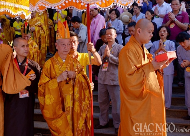 Vesak 2014: Cầu quốc thái dân an theo nghi lễ 3 miền ảnh 1 BTN_0108.jpg