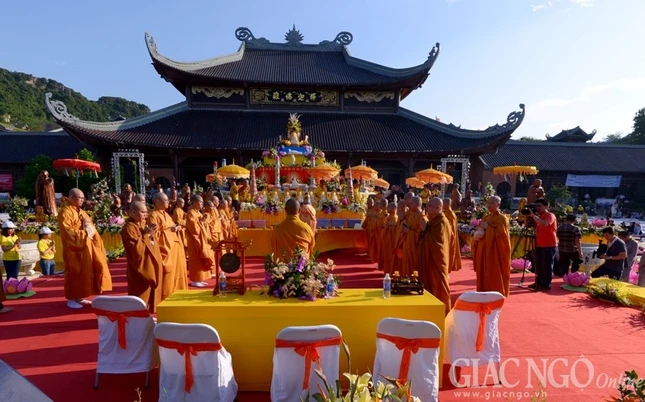 Vesak 2014: Cầu quốc thái dân an theo nghi lễ 3 miền ảnh 8 BTN_0206.jpg
