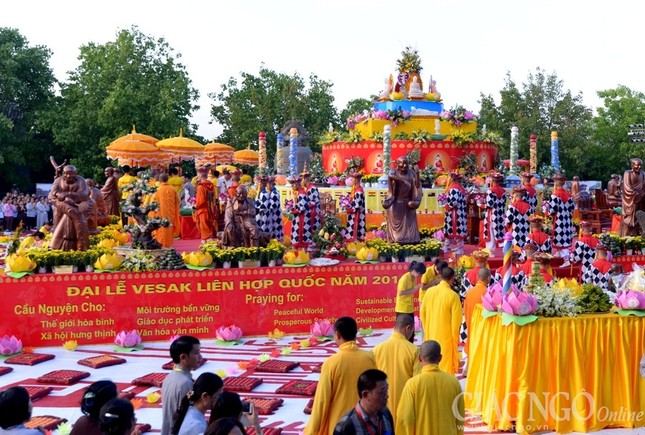 Vesak 2014: Cầu quốc thái dân an theo nghi lễ 3 miền ảnh 10 BTN_0256.jpg