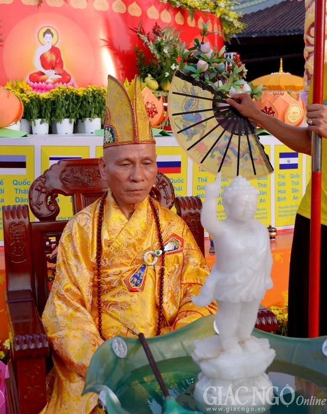 Vesak 2014: Cầu quốc thái dân an theo nghi lễ 3 miền ảnh 12 BTN_0267.jpg
