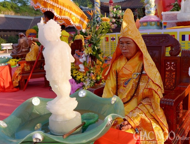 Vesak 2014: Cầu quốc thái dân an theo nghi lễ 3 miền ảnh 11 BTN_0278.jpg