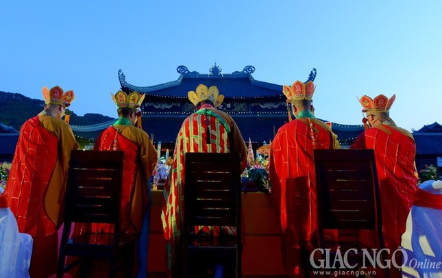 Vesak 2014: Cầu quốc thái dân an theo nghi lễ 3 miền ảnh 22 BTN_0369.jpg