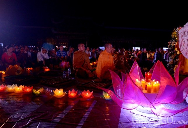 Vesak 2014: Cầu quốc thái dân an theo nghi lễ 3 miền ảnh 33 BTN_0475.jpg