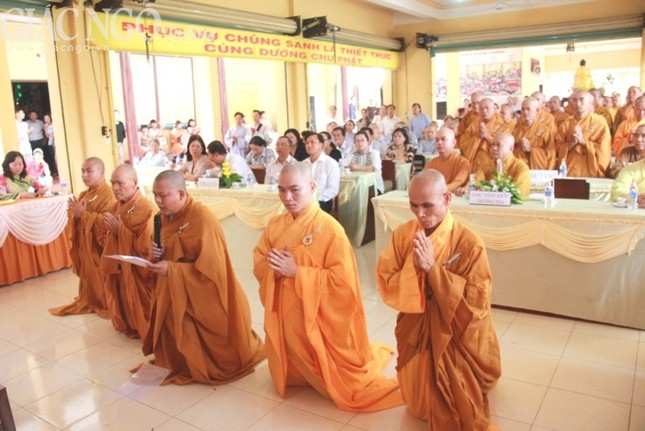 Khai mạc khóa an cư kiết hạ tại Q.Bình Tân ảnh 5 1 an cu07.jpg