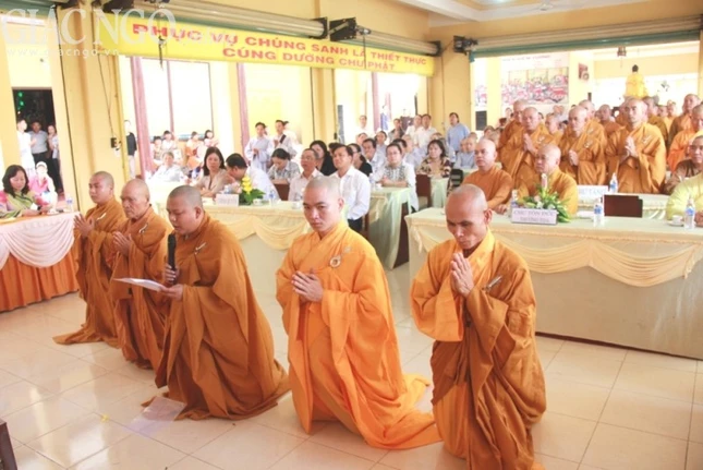 Khai mạc khóa an cư kiết hạ tại Q.Bình Tân ảnh 5 1 an cu07.jpg